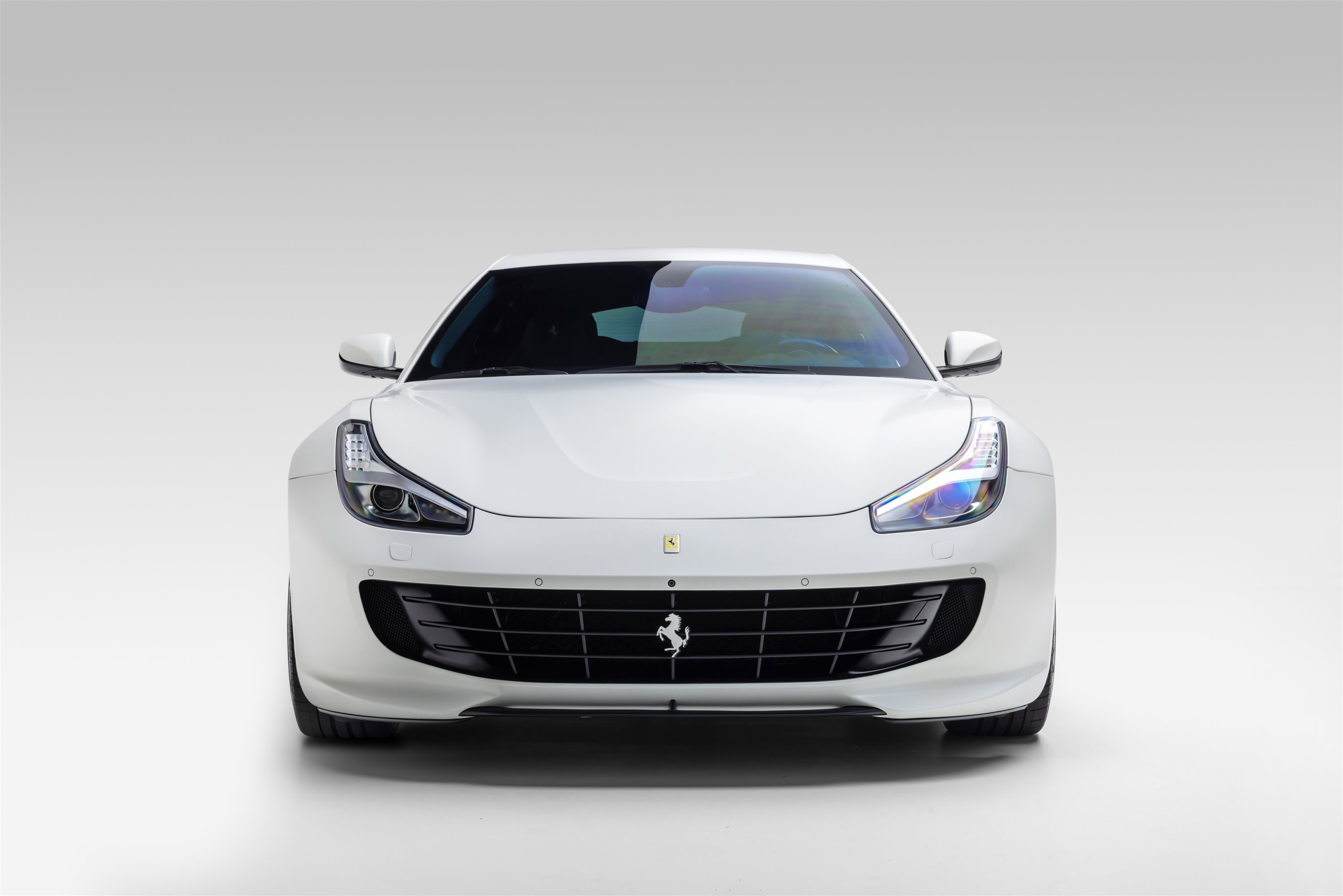 Certified 2017 Ferrari GTC4Lusso AWD/4WD image 98