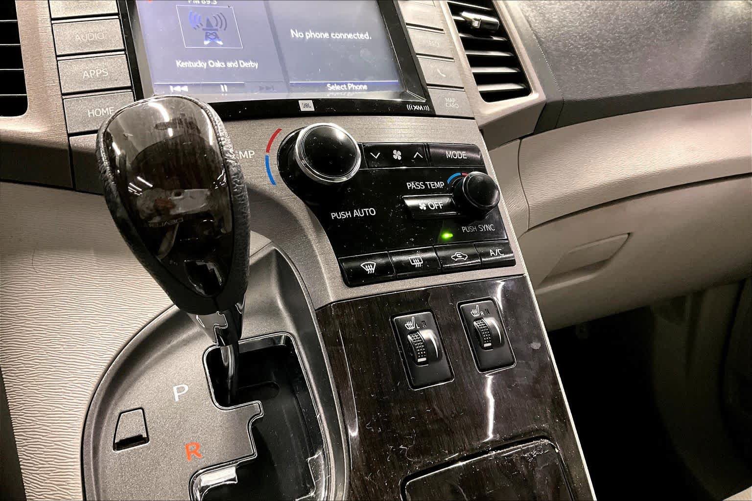 Used 2015 Toyota Venza XLE w/ XLE Premium Package FWD image 33