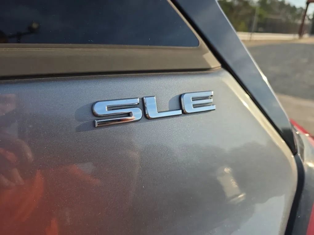 Used 2018 GMC Terrain SLE image 12