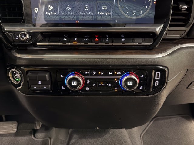 Used 2025 GMC Sierra 1500 SLT AWD/4WD image 22