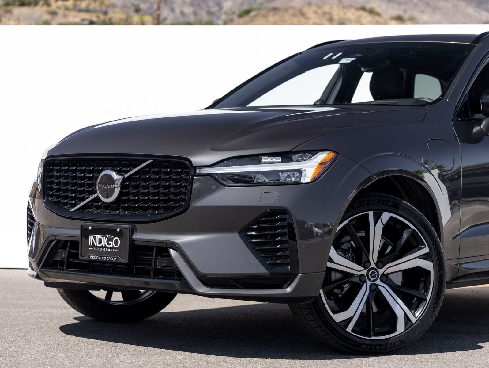 Used 2022 Volvo XC60 T8 R-Design w/ Advanced Package AWD/4WD video 2