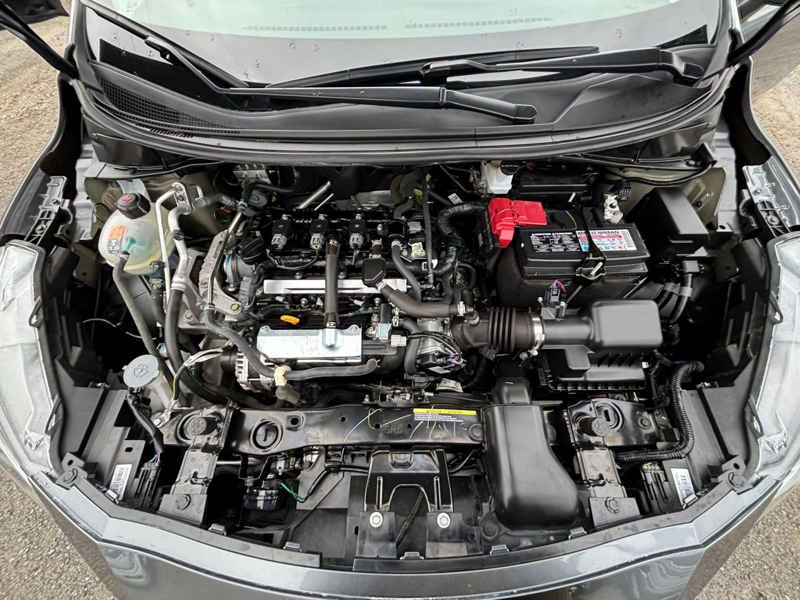 Used 2025 Nissan Versa SV image 30