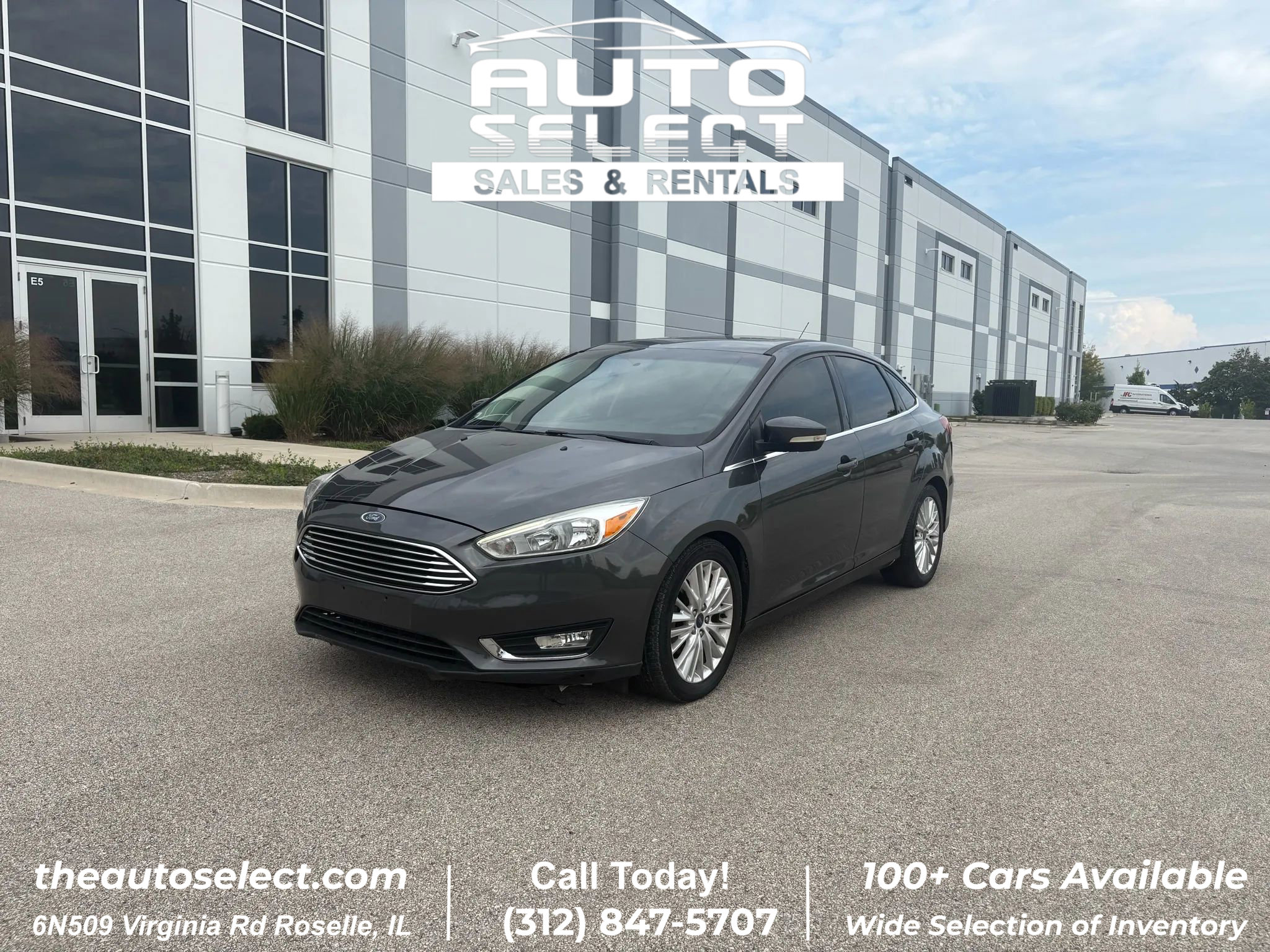 Used 2017 Ford Focus Titanium image 1