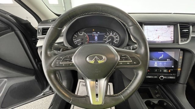 Used 2019 INFINITI QX50 Essential image 37