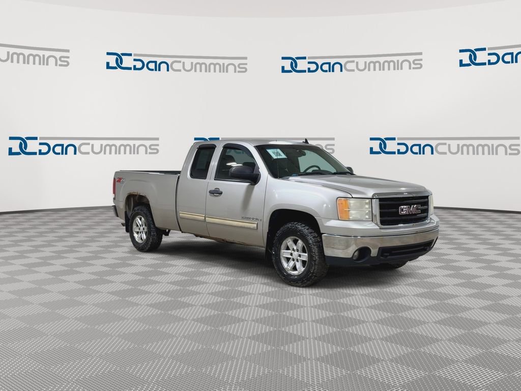 Used 2008 GMC Sierra 1500 SLE w/ Power Pack Plus AWD/4WD image 2
