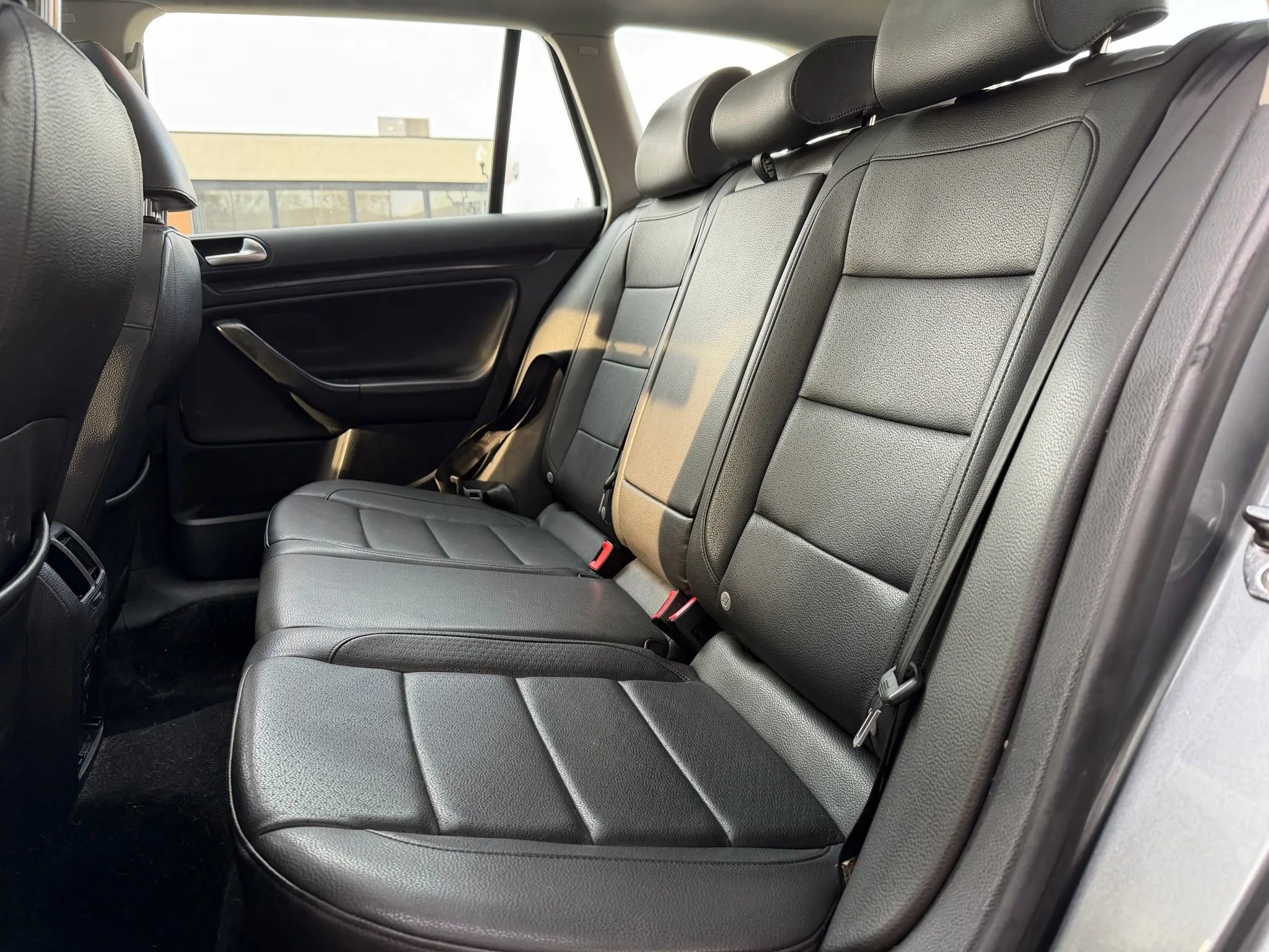 Used 2014 Volkswagen Jetta TDI image 8