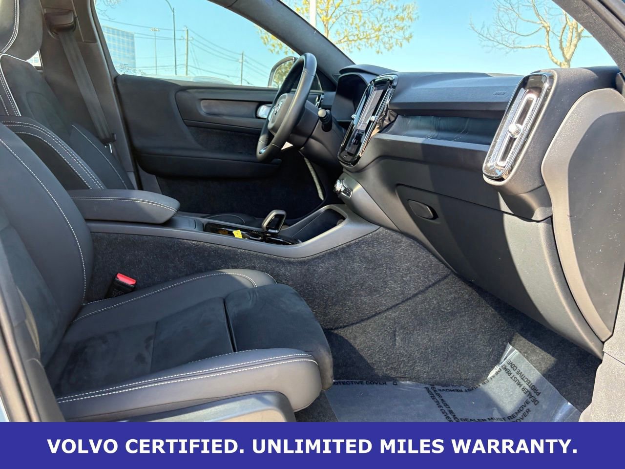 Certified 2023 Volvo C40 P8 Recharge Plus w/ Climate Package image 34