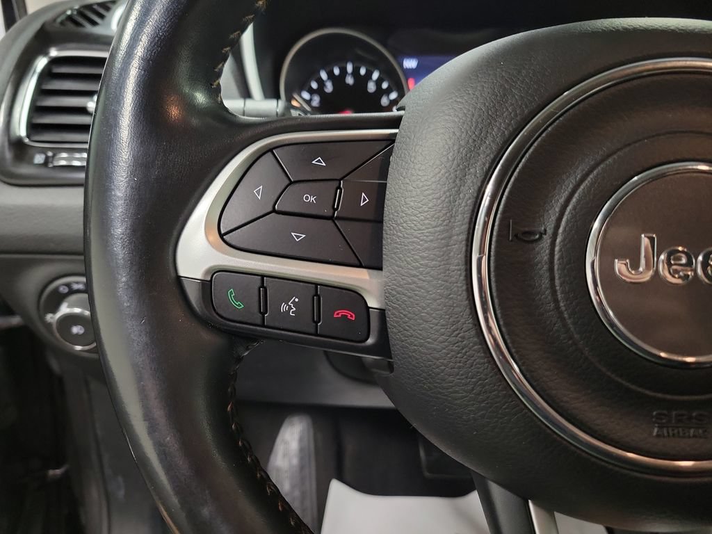 Used 2018 Jeep Compass Limited AWD/4WD image 24