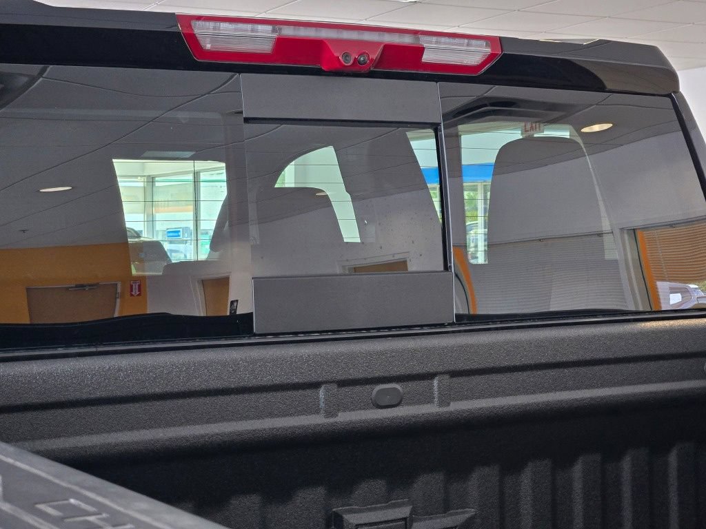 New 2026 Chevrolet Silverado 1500 ZR2 AWD/4WD image 18