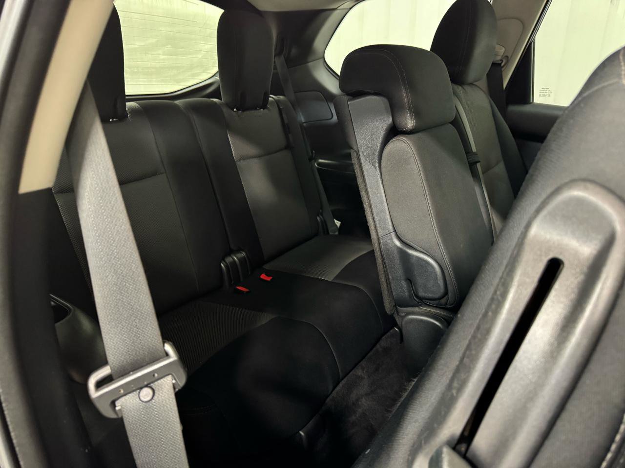 Used 2019 Nissan Pathfinder SV AWD/4WD image 8