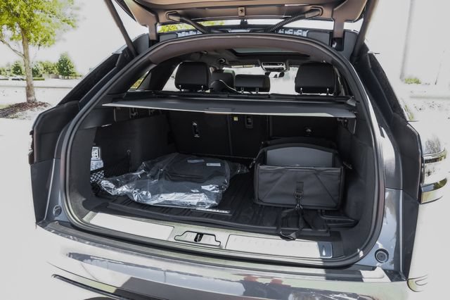 New 2026 Land Rover Range Rover Velar Belgravia AWD/4WD image 60