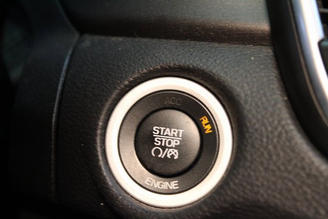 Used 2016 Chrysler 200 LX image 22