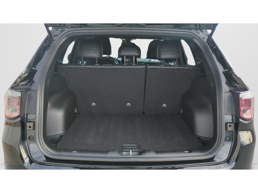 Used 2025 Jeep Compass Latitude AWD/4WD image 9