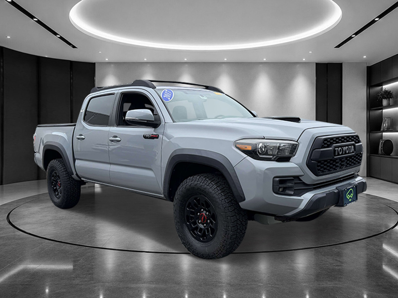 Used 2017 Toyota Tacoma TRD Pro AWD/4WD image 2