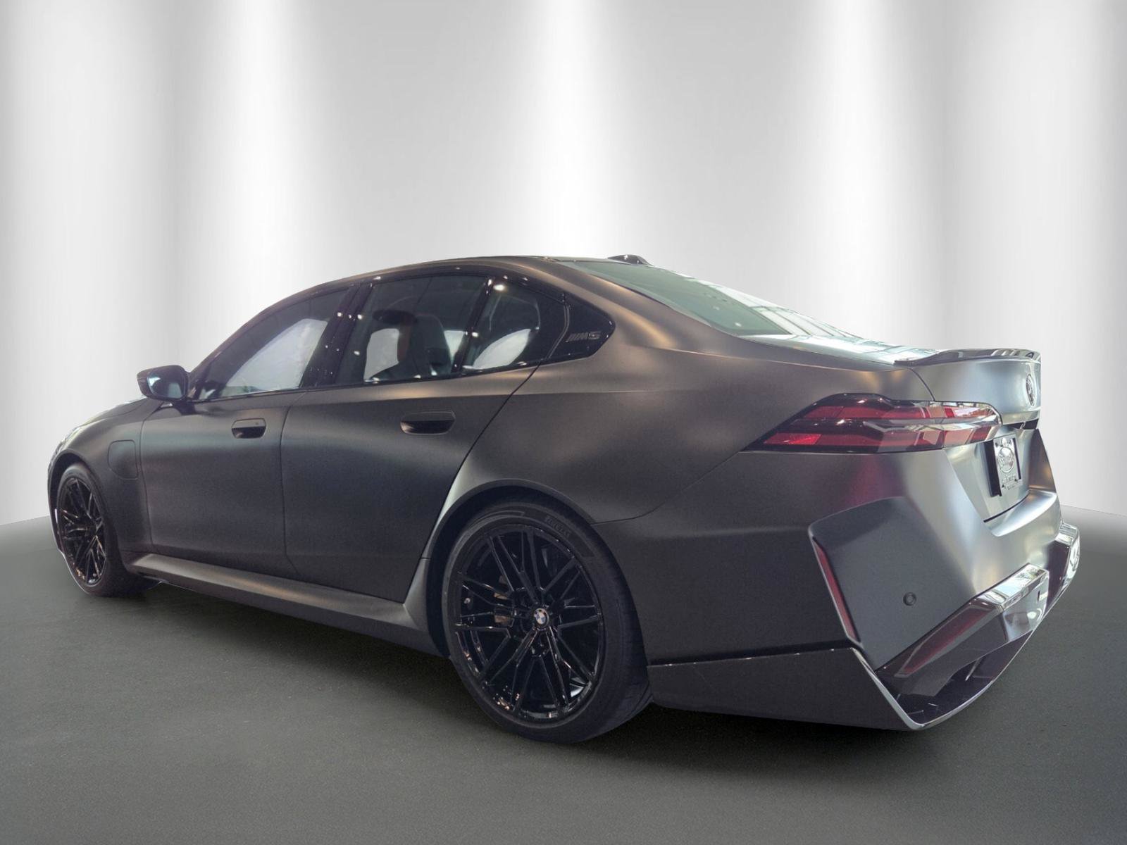 New 2027 BMW M5 AWD/4WD image 5
