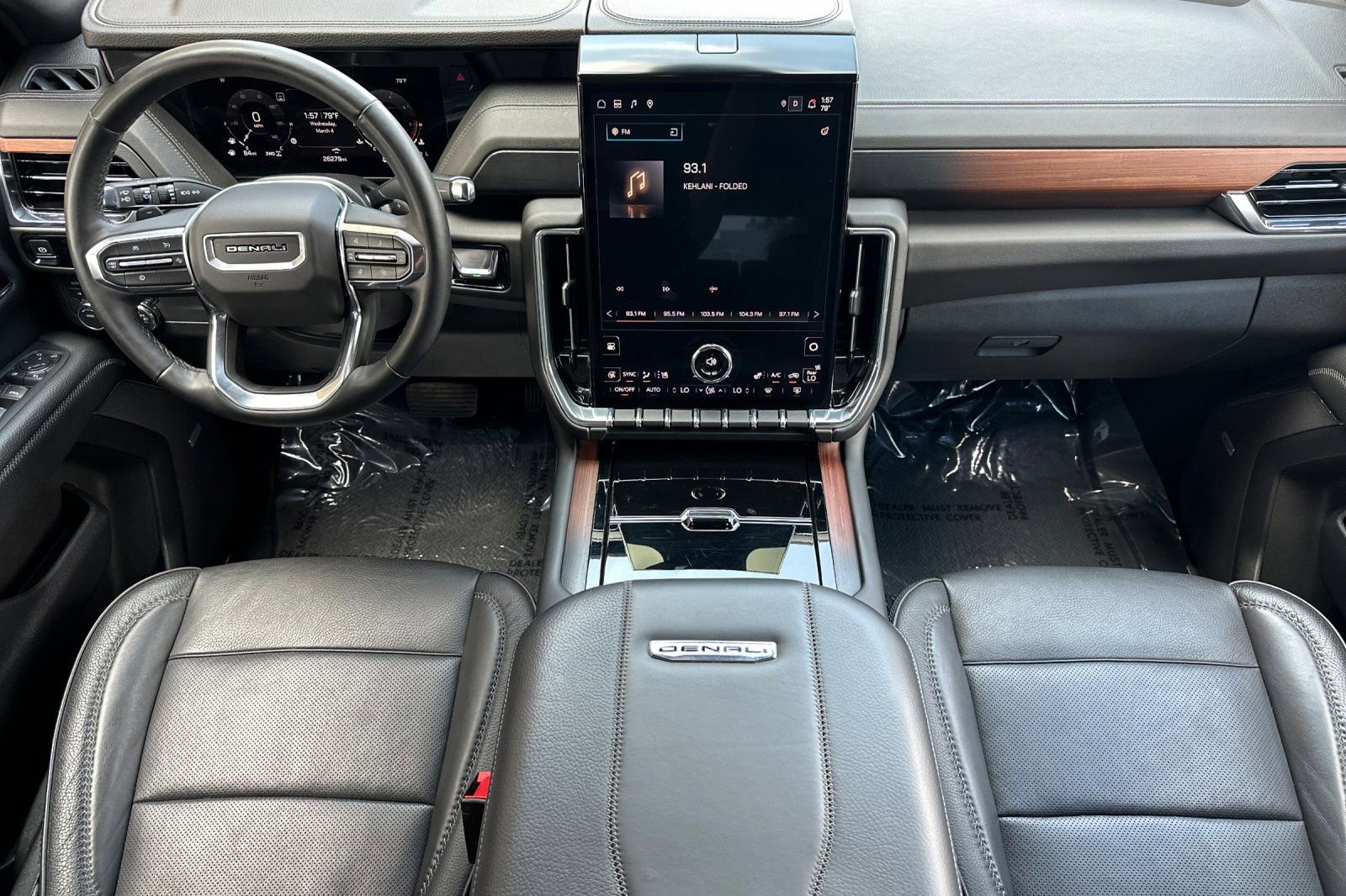 Certified 2025 GMC Yukon Denali image 14