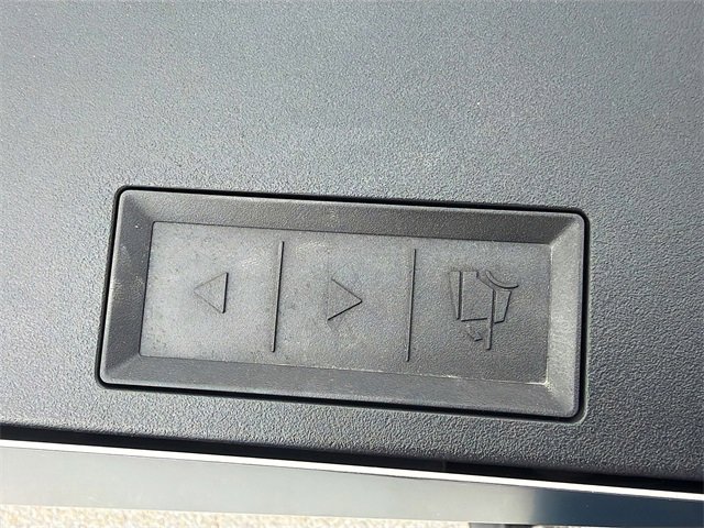 Used 2025 Tesla Cybertruck AWD Crew Cab image 13