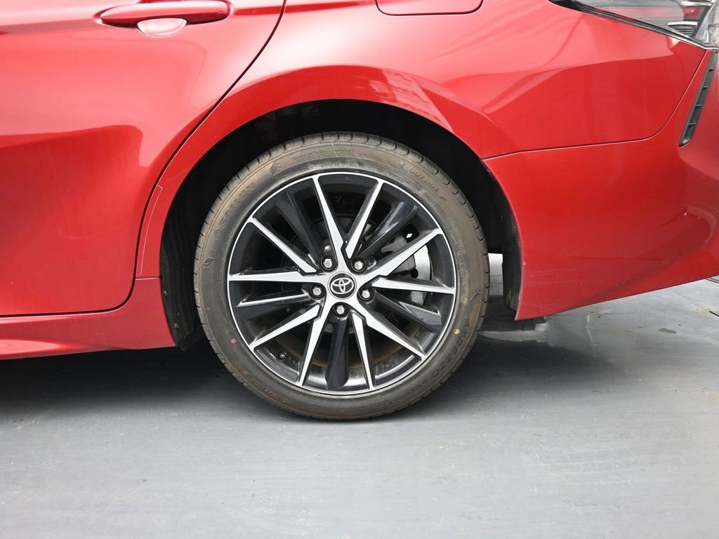 Used 2022 Toyota Camry SE image 13