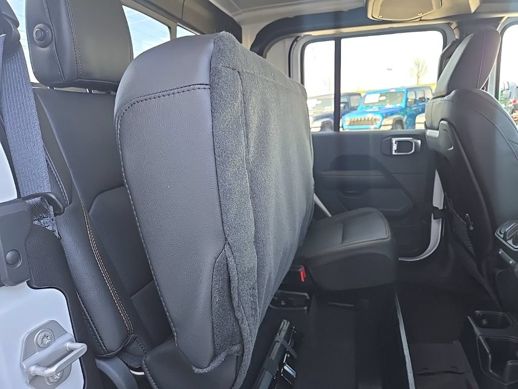 New 2026 Jeep Gladiator Mojave AWD/4WD image 89