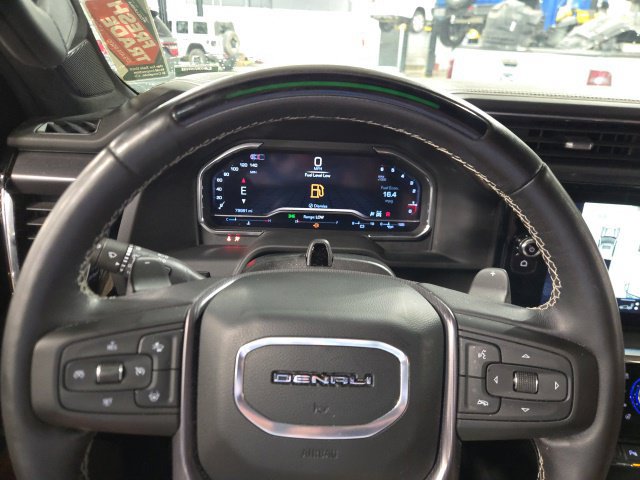 Used 2024 GMC Sierra 1500 Denali Ultimate AWD/4WD image 17