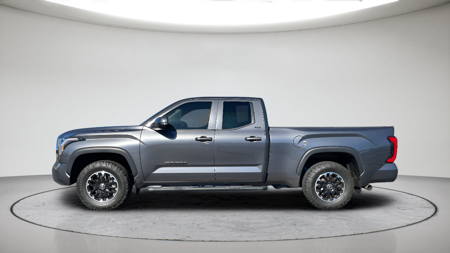 Certified 2022 Toyota Tundra SR5 w/ TRD Off-Road Package AWD/4WD image 15