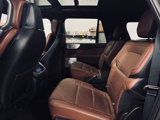 Certified 2024 Lincoln Navigator L Reserve image 19