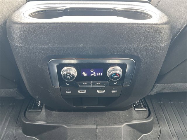 Used 2021 GMC Yukon AT4 w/ AT4 Premium Package image 33