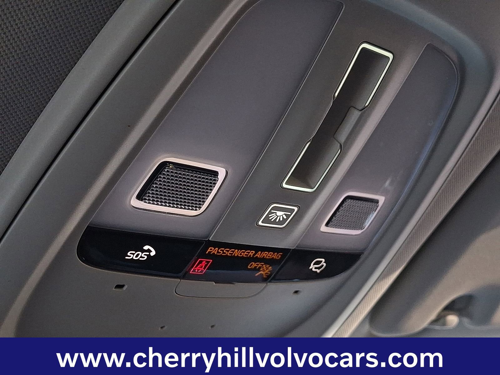 Certified 2024 Volvo XC60 T8 Plus w/ Protection Package Premier image 26