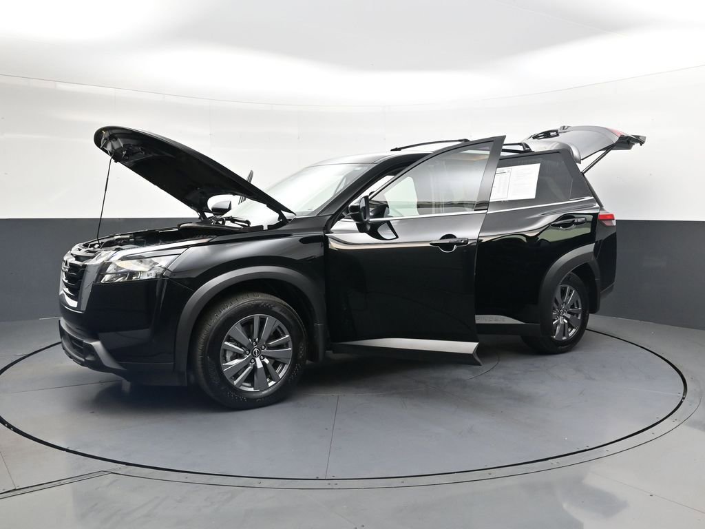 Used 2025 Nissan Pathfinder SV AWD/4WD image 50