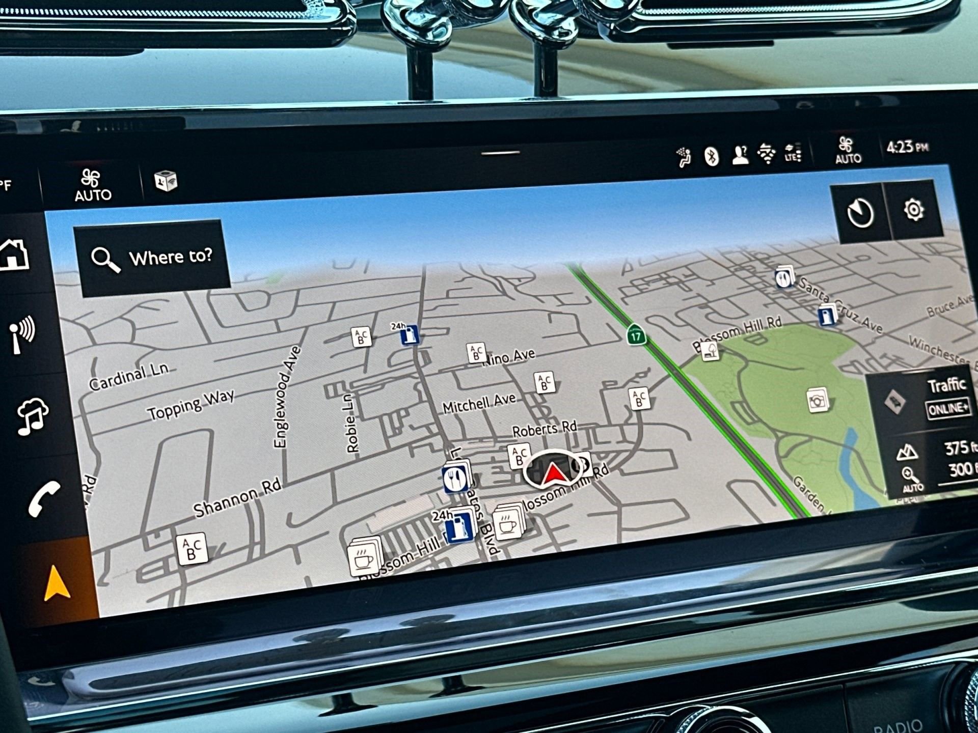 New 2025 Bentley Bentayga image 22