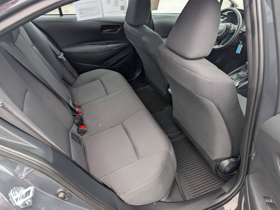 Used 2025 Toyota Corolla LE FWD image 25