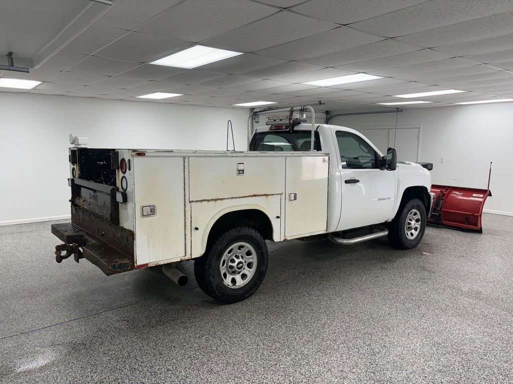 Used 2012 Chevrolet Silverado 3500 W/T w/ Snow Plow Prep Package image 8