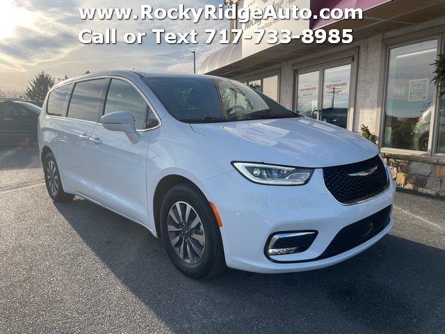 Used 2022 Chrysler Pacifica Touring-L image 9