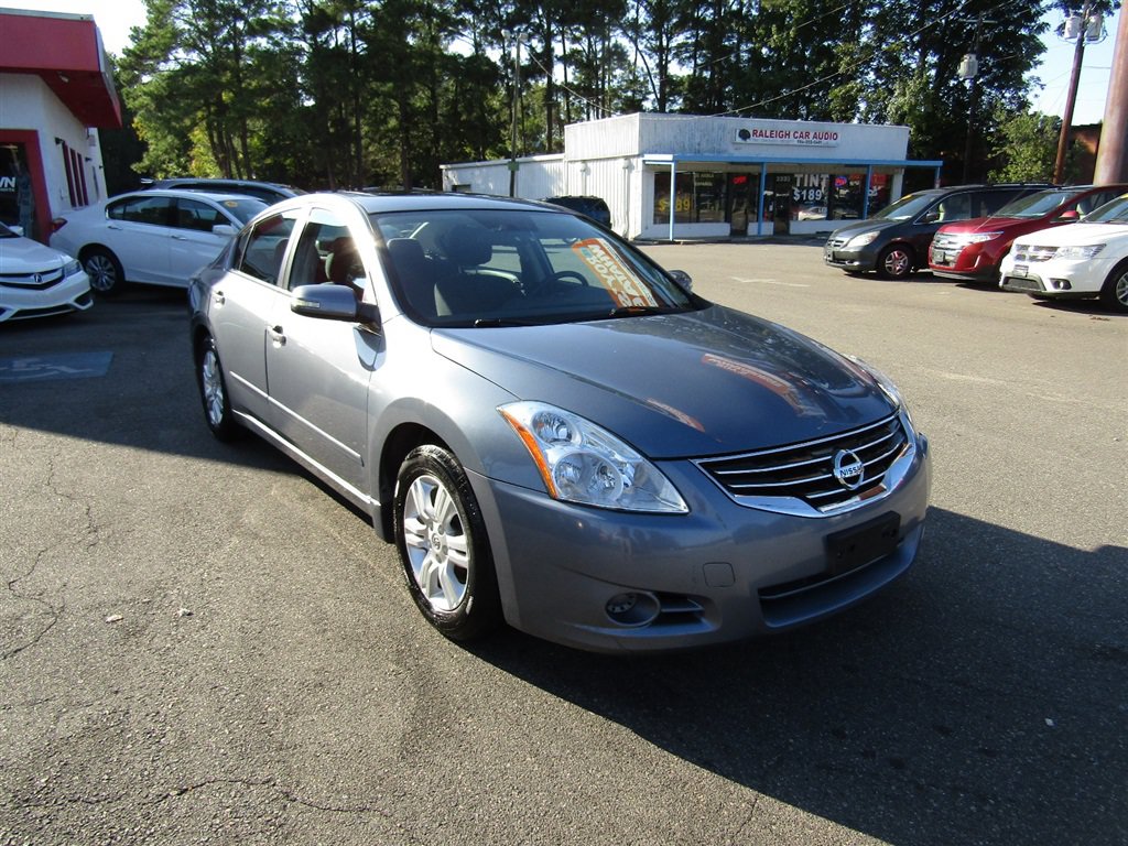 Used 2011 Nissan Altima 2.5 S w/ Convenience Pkg FWD image 13