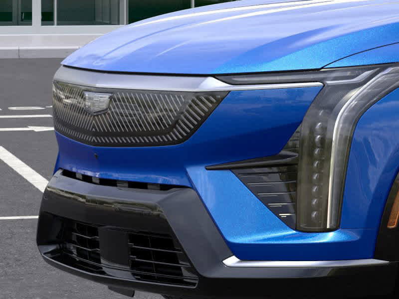 New 2025 Cadillac Optiq Luxury 2 image 27