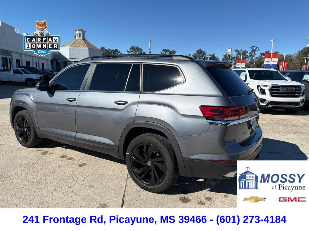 Used 2022 Volkswagen Atlas SE image 3