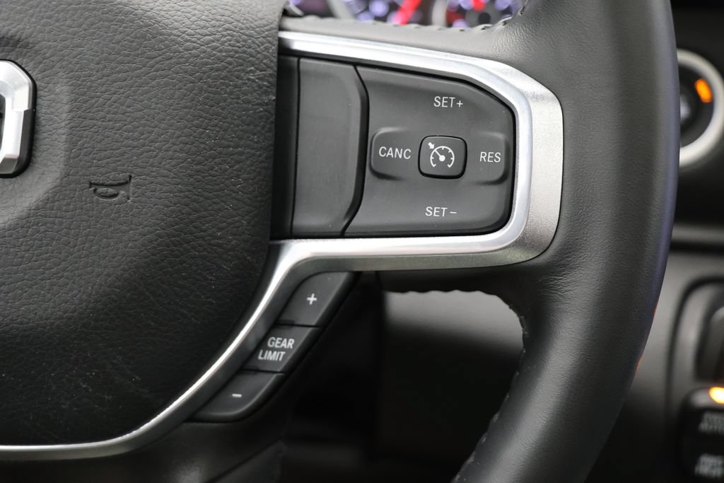 Used 2024 RAM 1500 Laramie AWD/4WD image 24