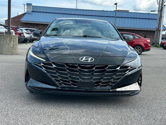 Used 2021 Hyundai Elantra Limited FWD image 11