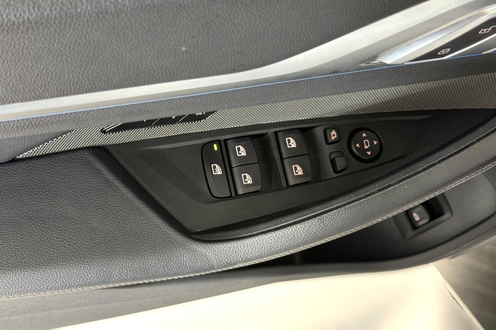Certified 2023 BMW i4 eDrive40 w/ Premium Package RWD image 14