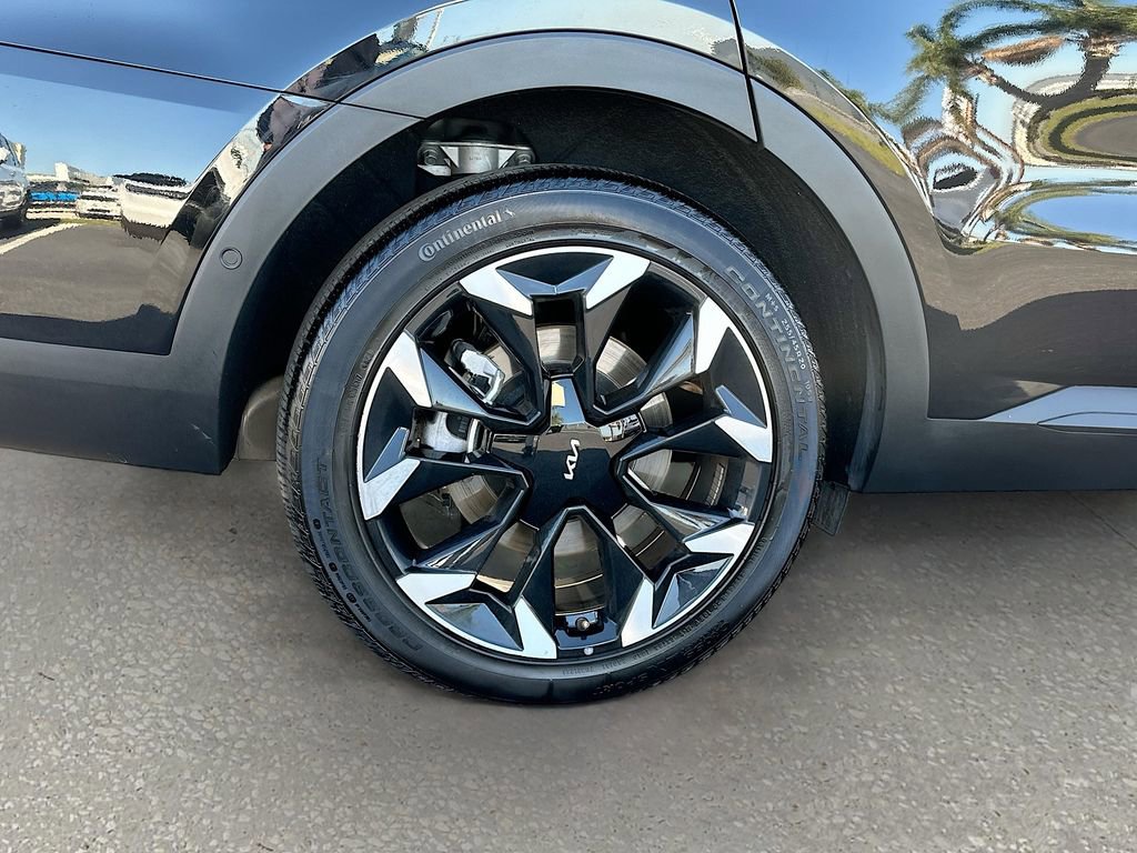 Certified 2024 Kia Sorento SX image 32