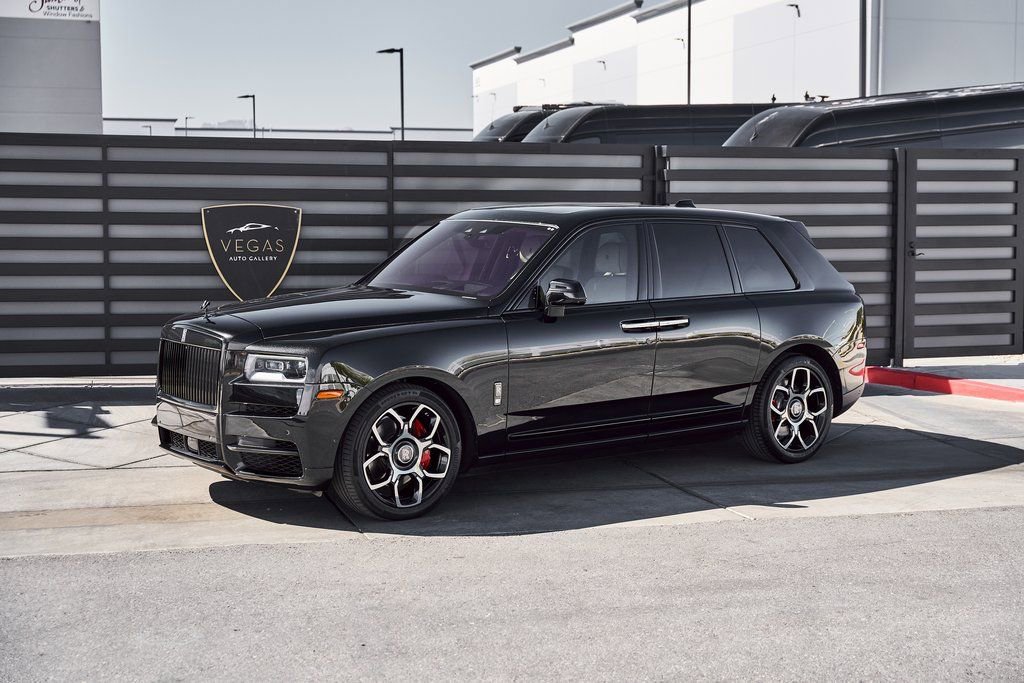 Used 2022 Rolls-Royce Cullinan Black Badge w/ Dark Exterior Package AWD/4WD image 7
