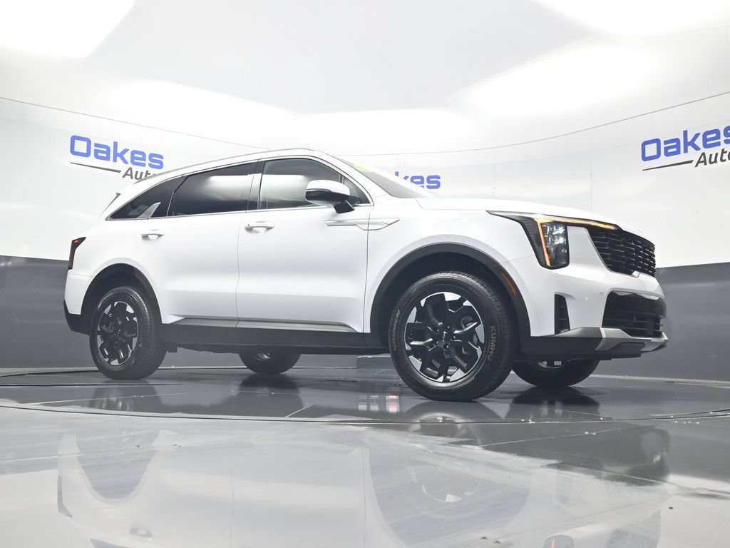 Certified 2026 Kia Sorento S AWD/4WD image 40