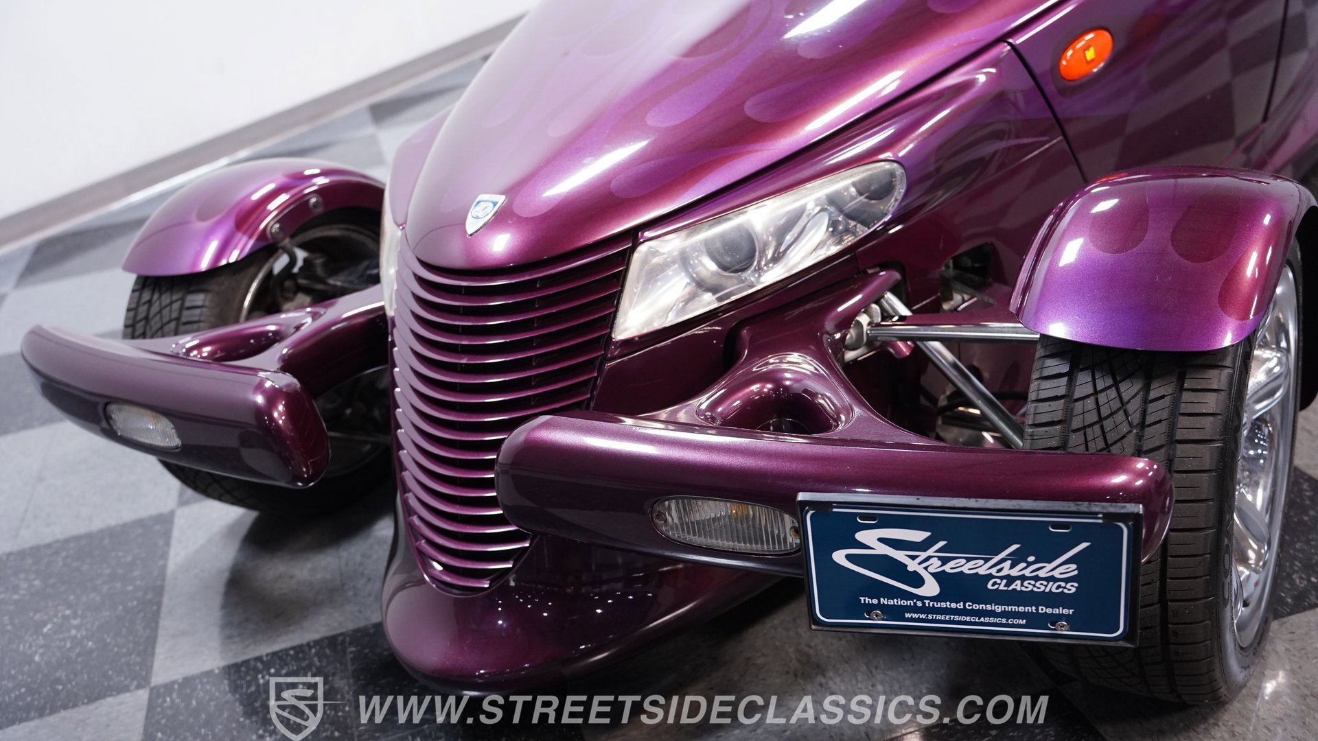 Used 1999 Plymouth Prowler RWD image 18