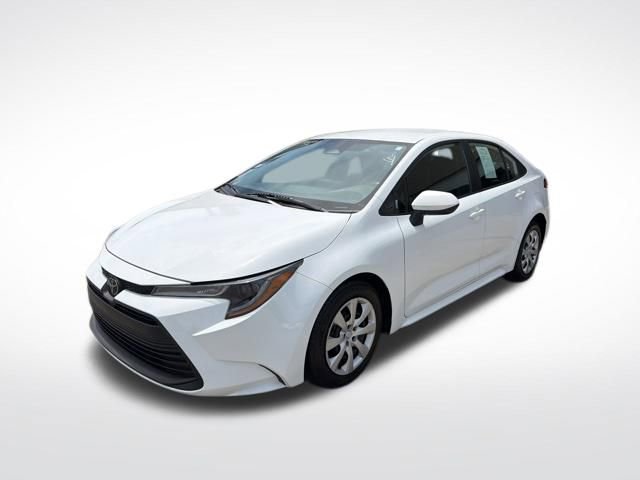 Used 2024 Toyota Corolla LE FWD image 7