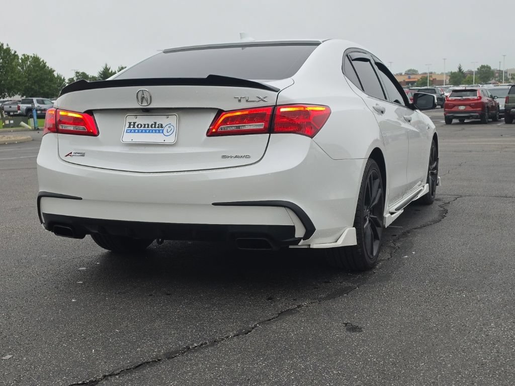 Used 2020 Acura TLX V6 SH-AWD w/ Technology Pkg image 9