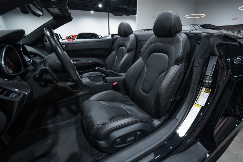 Used 2012 Audi R8 V10 AWD/4WD image 22