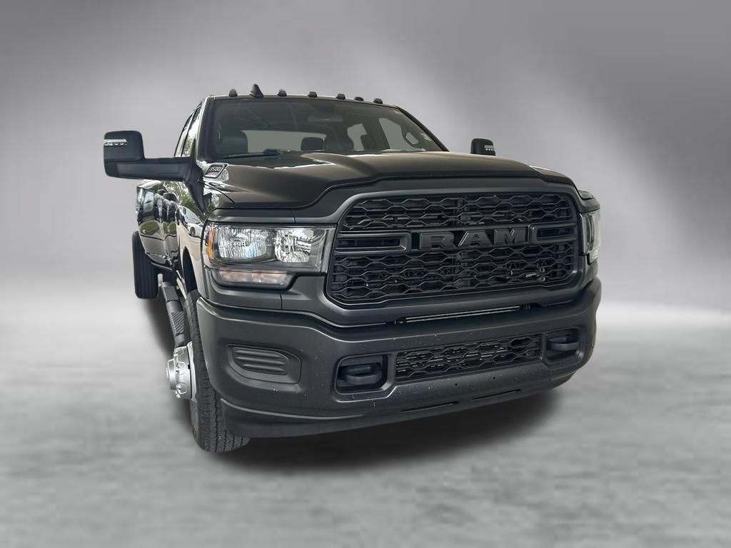 Used 2024 RAM 3500 Tradesman AWD/4WD image 2