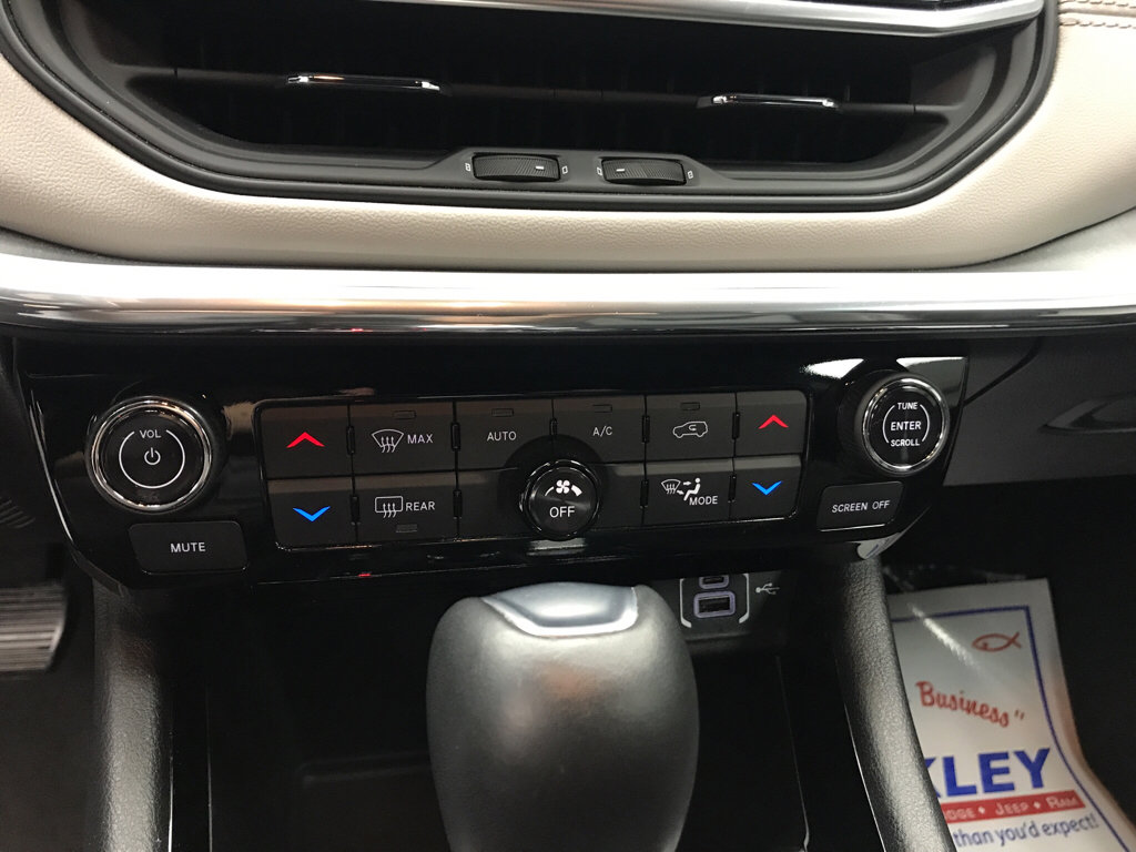Used 2024 Jeep Compass Limited AWD/4WD image 13