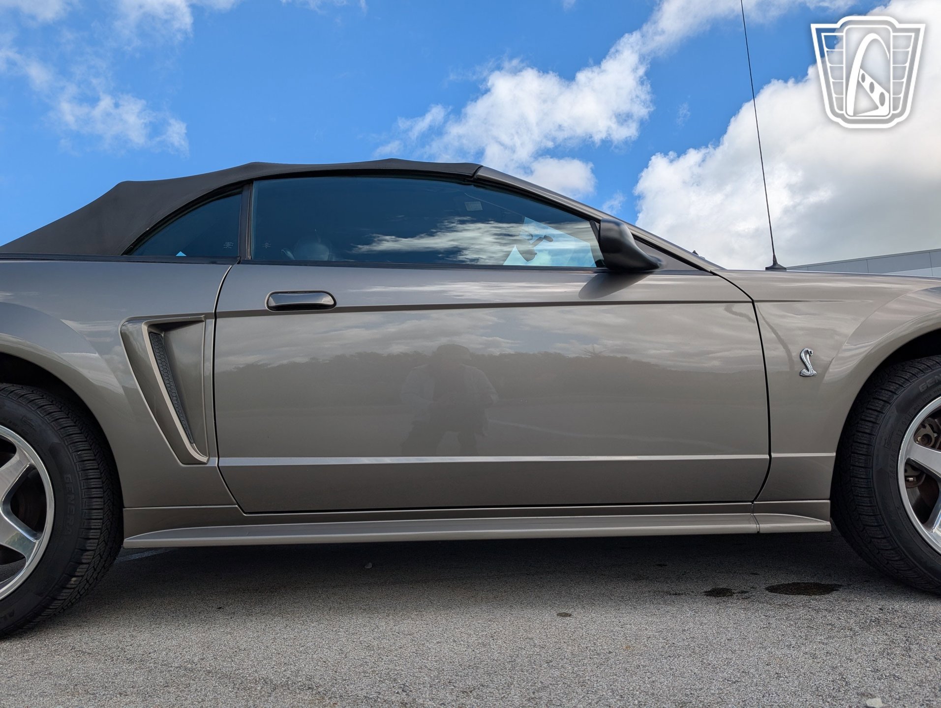 Used 2001 Ford Mustang Cobra image 40