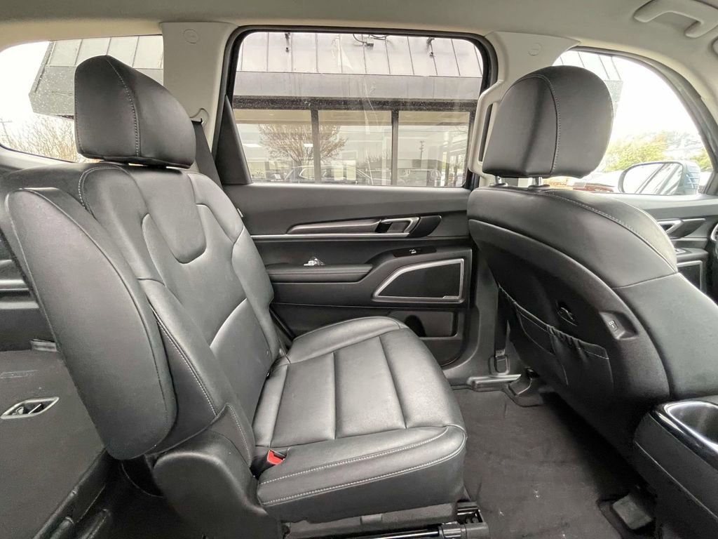 Certified 2023 Kia Telluride S image 20